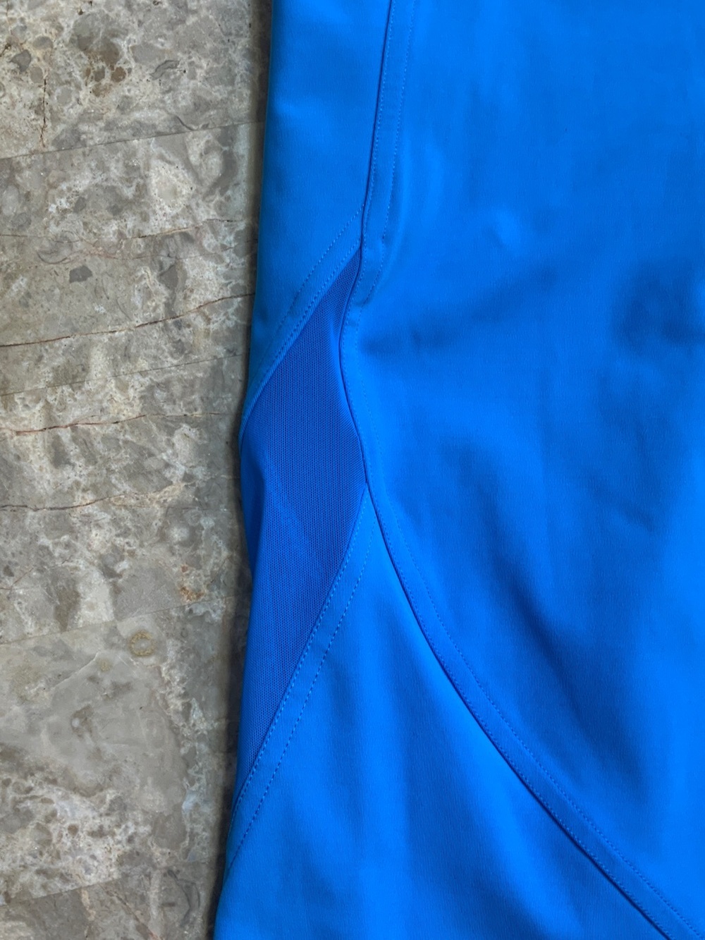Lululemon Electric Blue Cropped Athletic Leggings - Picture 4 of 6